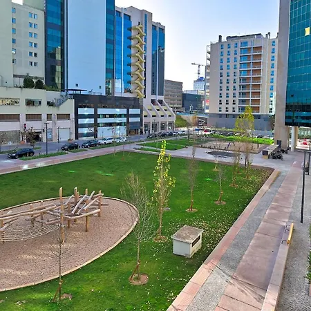 Columbano Garden, Family 아파트 리스본