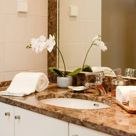 Apartment Columbano Garden, Family Lisbon