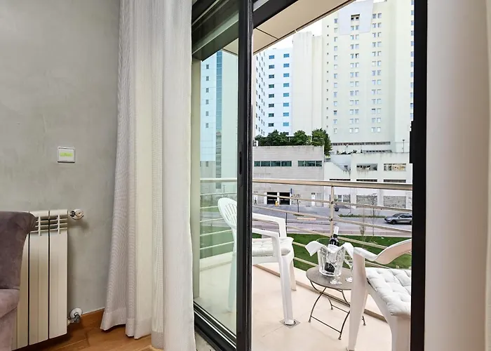 Columbano Garden, Family *