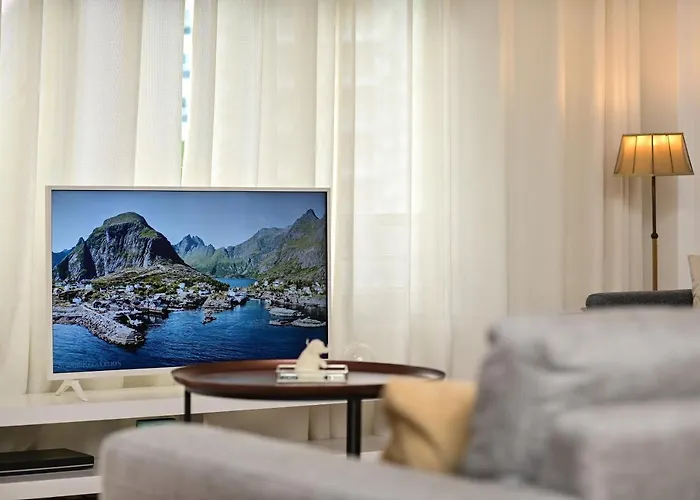 Columbano Garden, Family