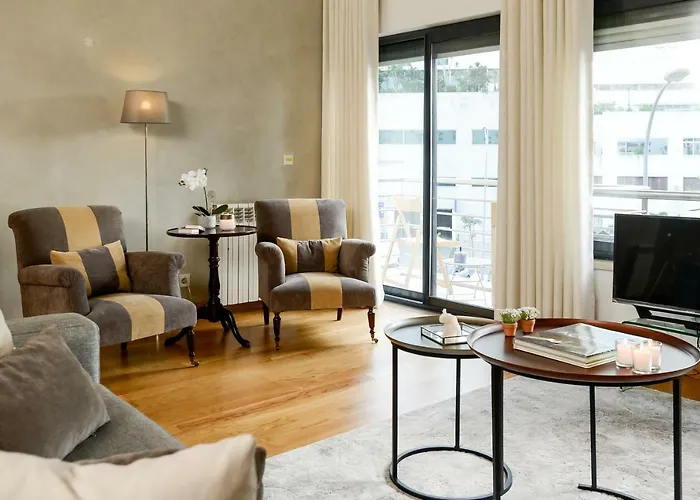 Columbano Garden, Family