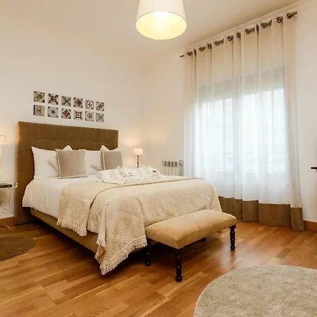 Columbano Garden, Family * Lissabon